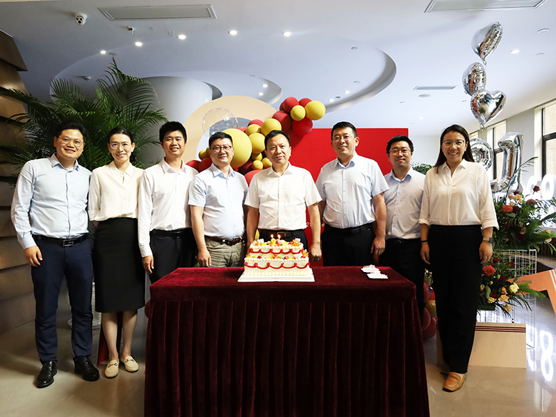 二十一载 智造未来丨贺ag贵宾厅股份廿一诞辰，再启新篇